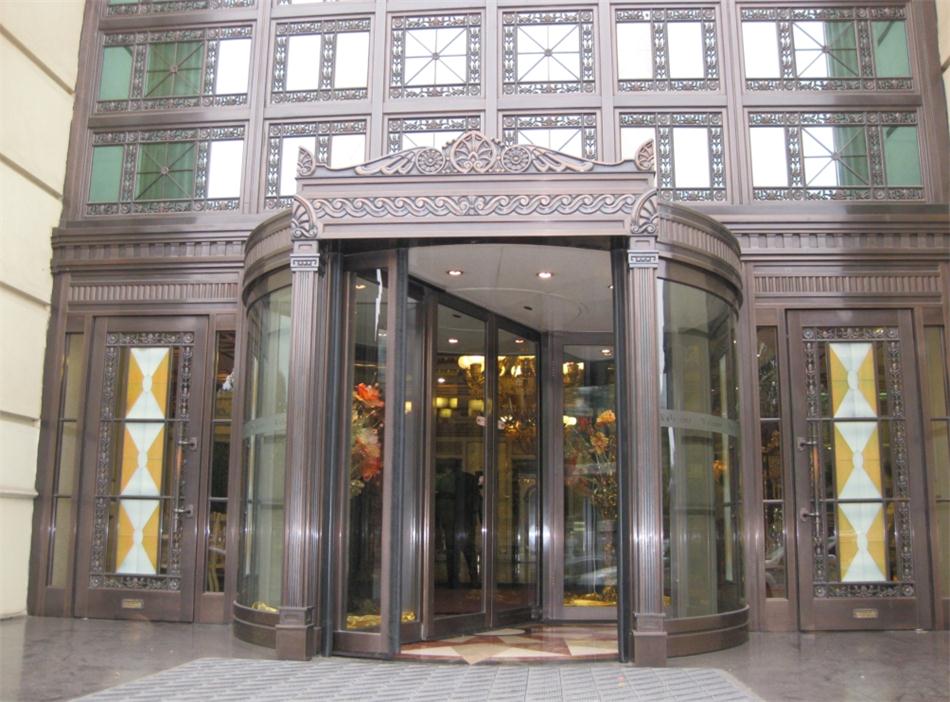 銅門設(shè)計(jì)：體現(xiàn)并映射銅文化之內(nèi)涵！(圖1)